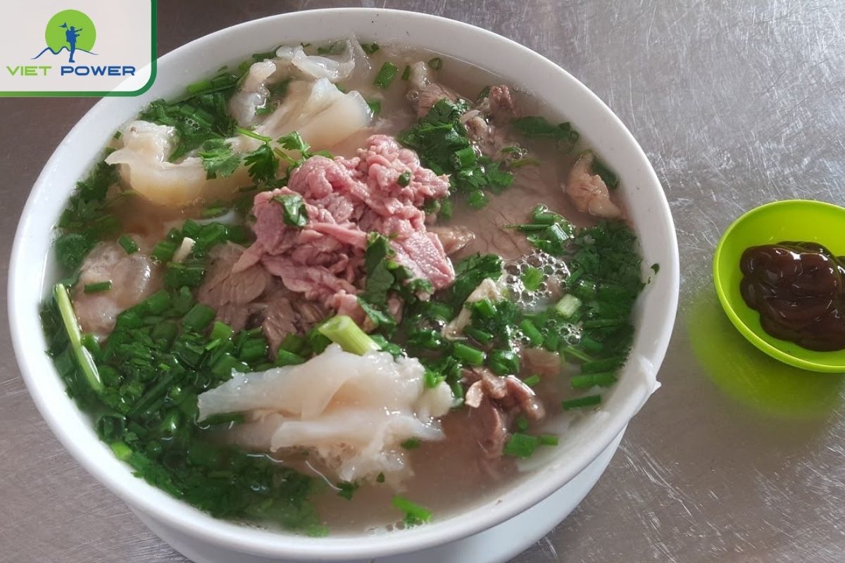 Pho Cao Van: A Hanoi gem.