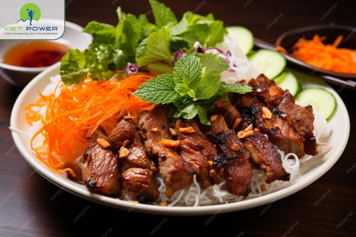 grilled-pork-with-rice-noodles (5)