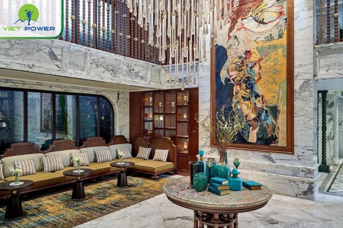 Top 9 Luxury Hotels in Hanoi with Rooftop Pools: Peridot Grand Luxury Boutique Hotel.