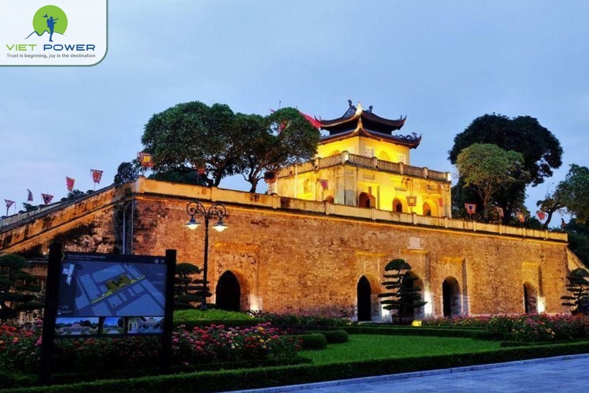 thang-long-citadel-unesco-doan-mon-gate