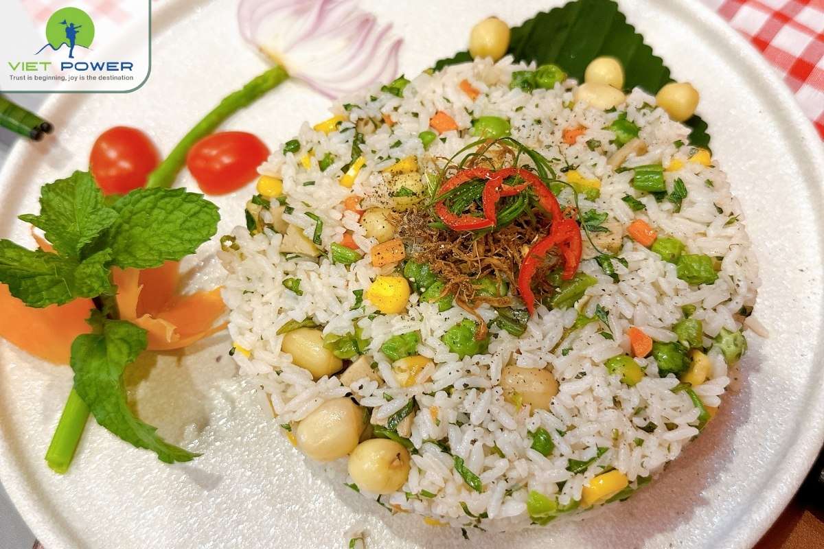 vegetarian-restaurant-in-Hue (4)