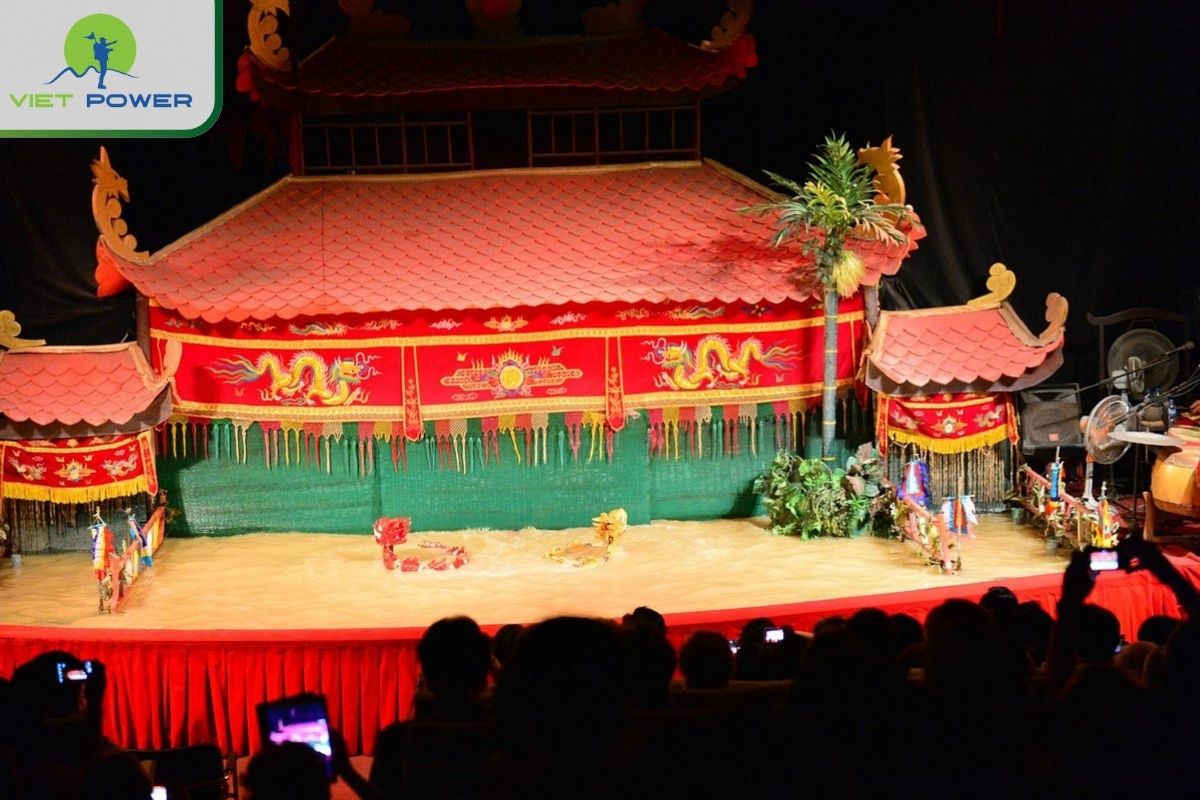 What to expect at a water puppet show.