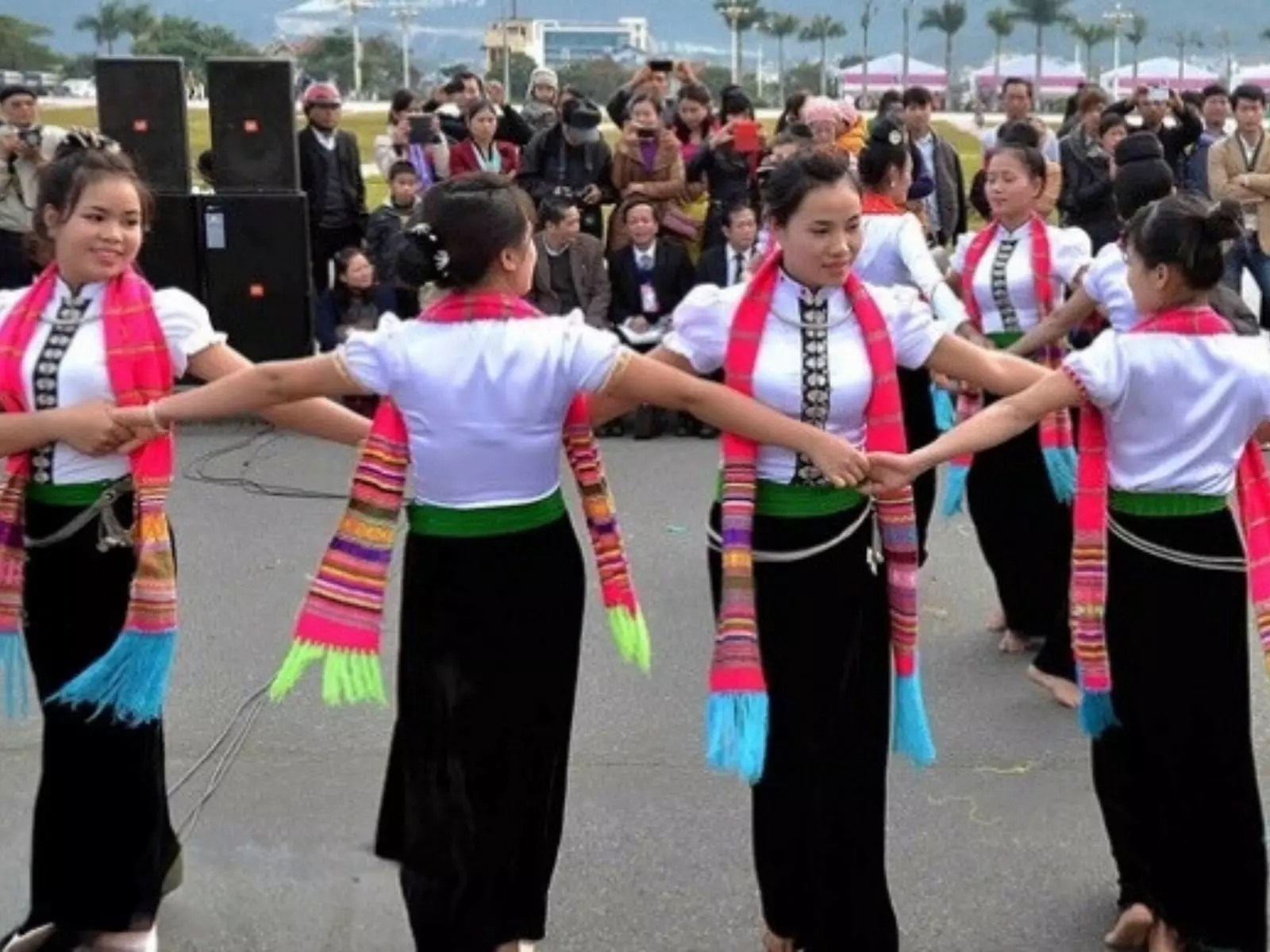 Amazing Mai Chau Valley 2-Day Tour