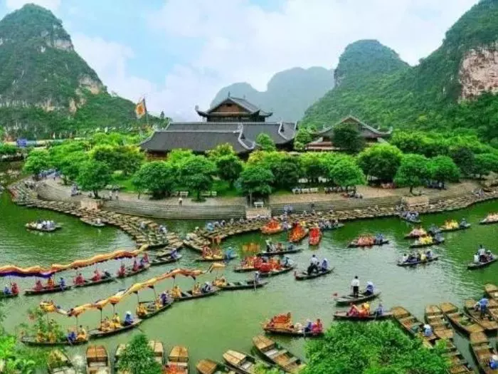 Hanoi & Ninh Binh Intensive 5-Day Tour