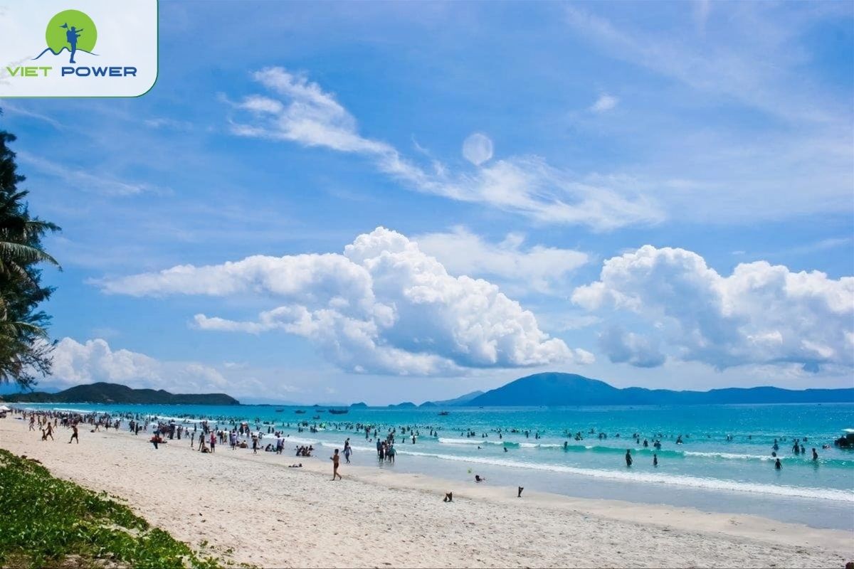 Non Nuoc Beach