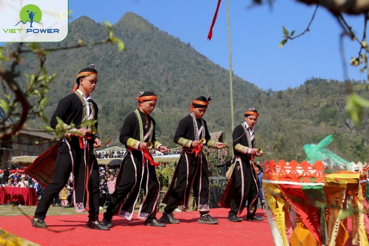 Red Dao Love-Duet Festival