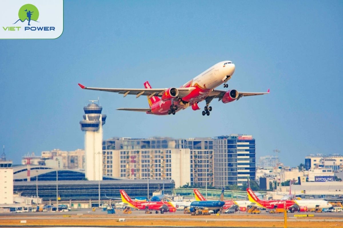 Traveling by plane is the smartest way to explore Vietnam.