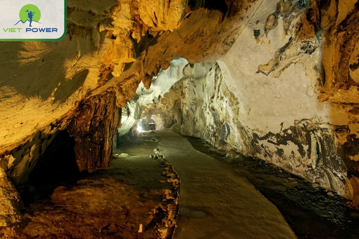Trung Trang Cave