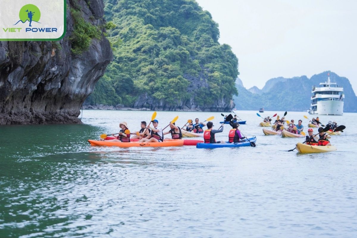 Kayaking at Ba Trai Dao Islets