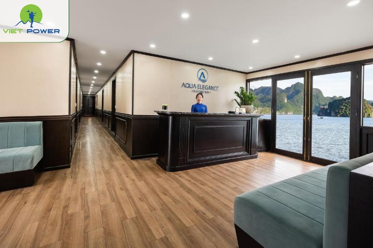 Deck 1: Reception area and spa lounge – a calm place to relax on arrival.