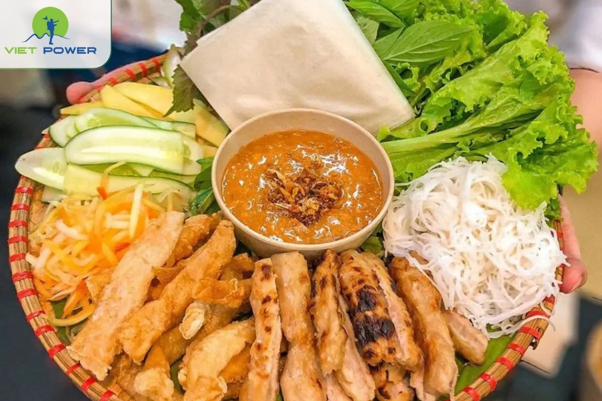 Nem Nuong Ninh Hoa (Grilled Pork Skewers)