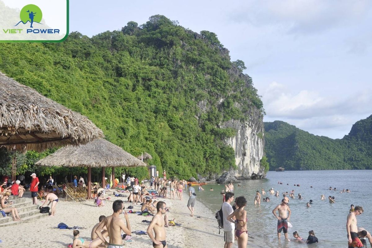 Swimming & climbing Titop Island