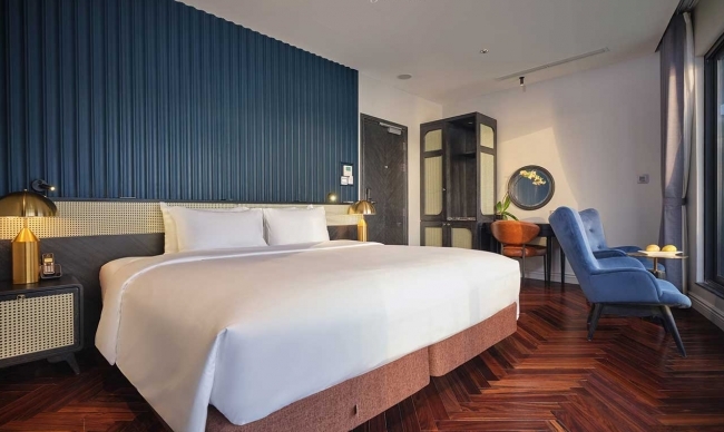 Elite Senior Suite Premium