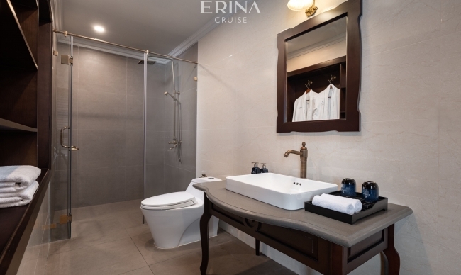 Junior Balcony Suite