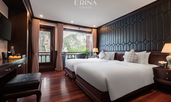 Senior Balcony Suite