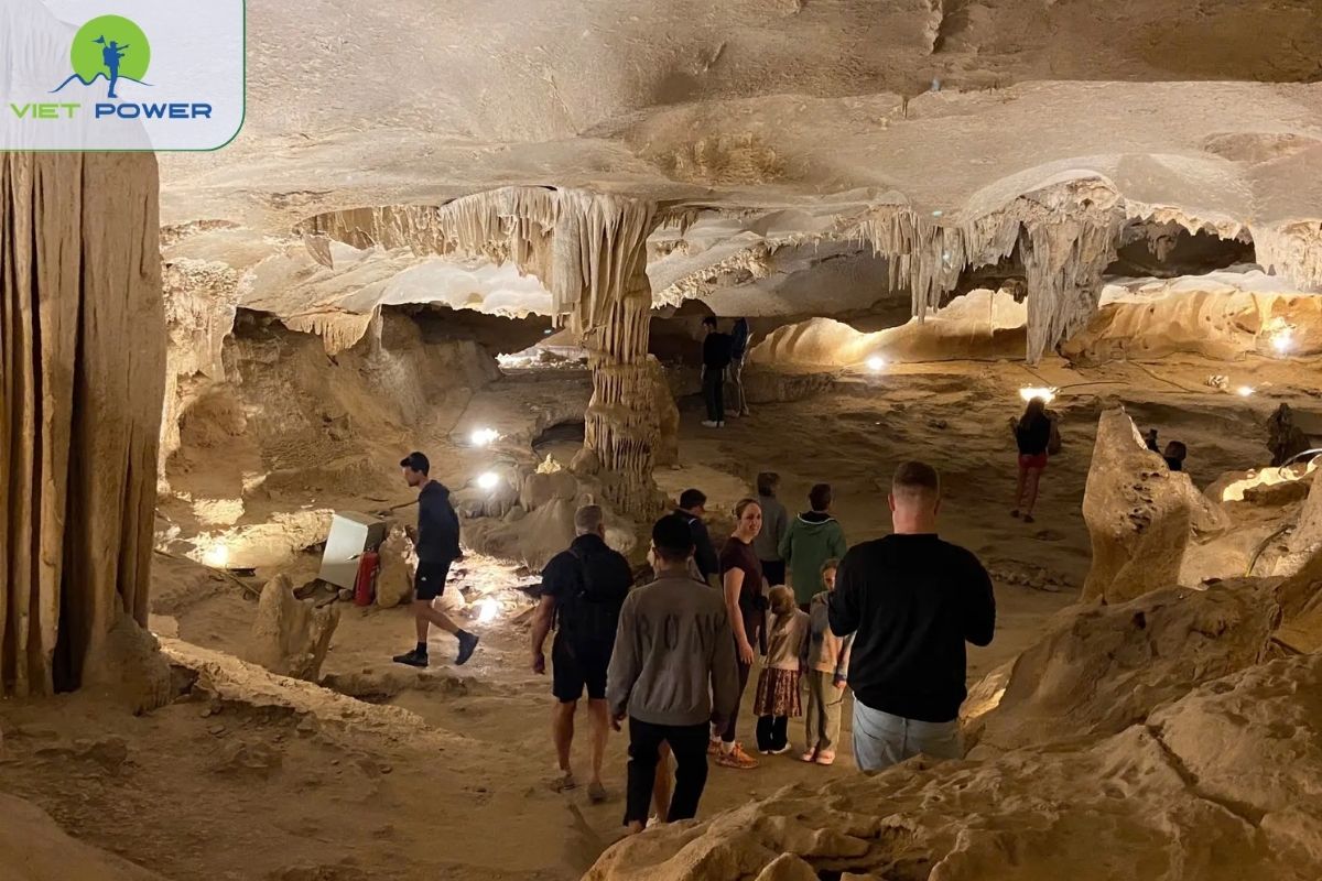 Thien Canh Son Cave visit