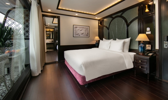 Junior Suite with Private balcony