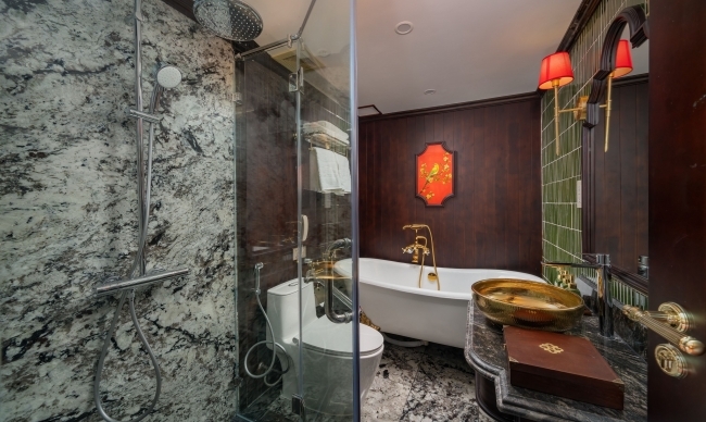 Suite on Indochine Grand Cruise