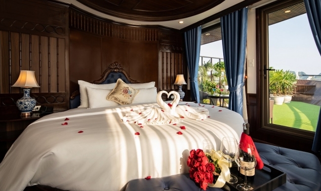 Honeymoon Suite with terrace