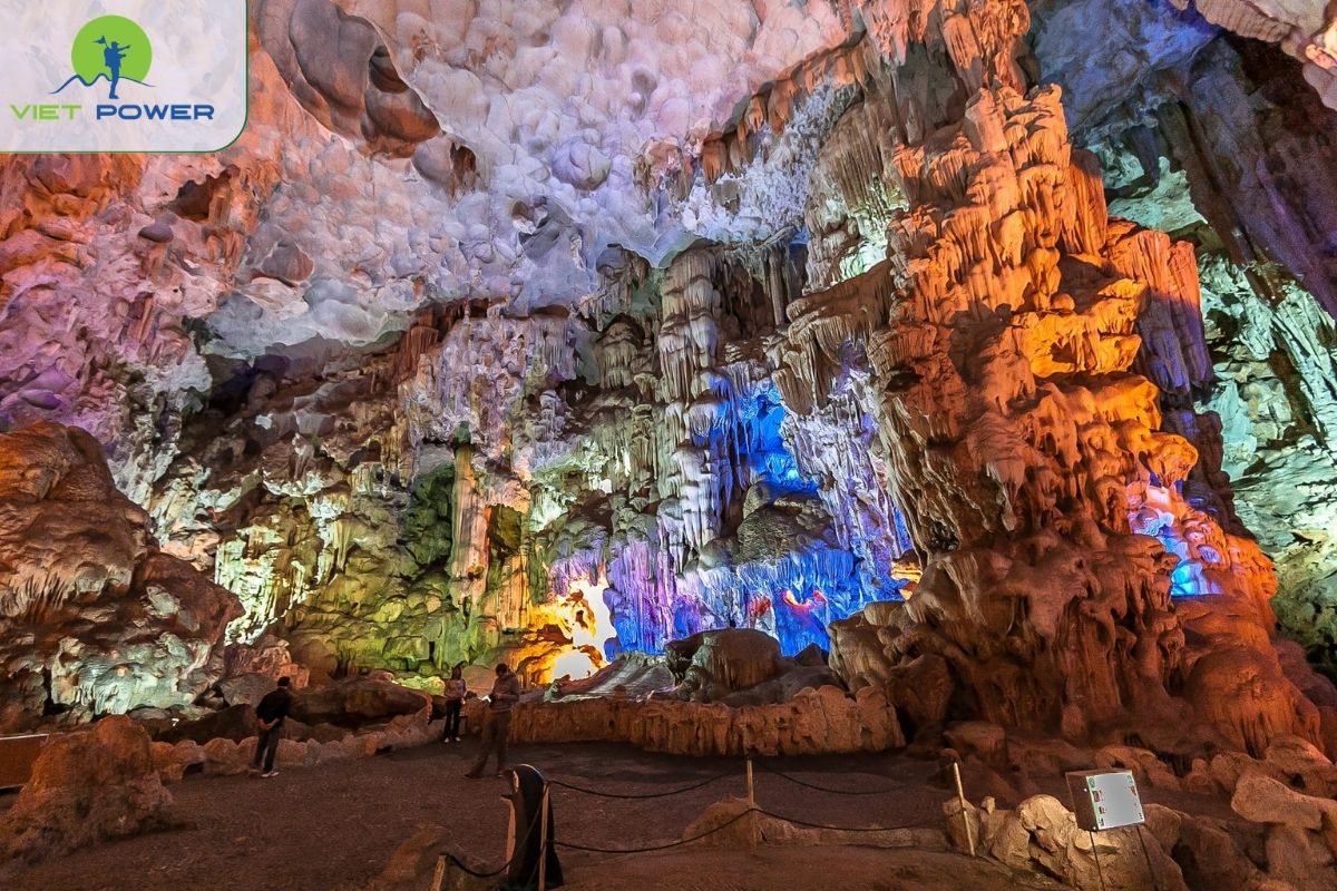 Sung Sot Cave (Surprise Cave)