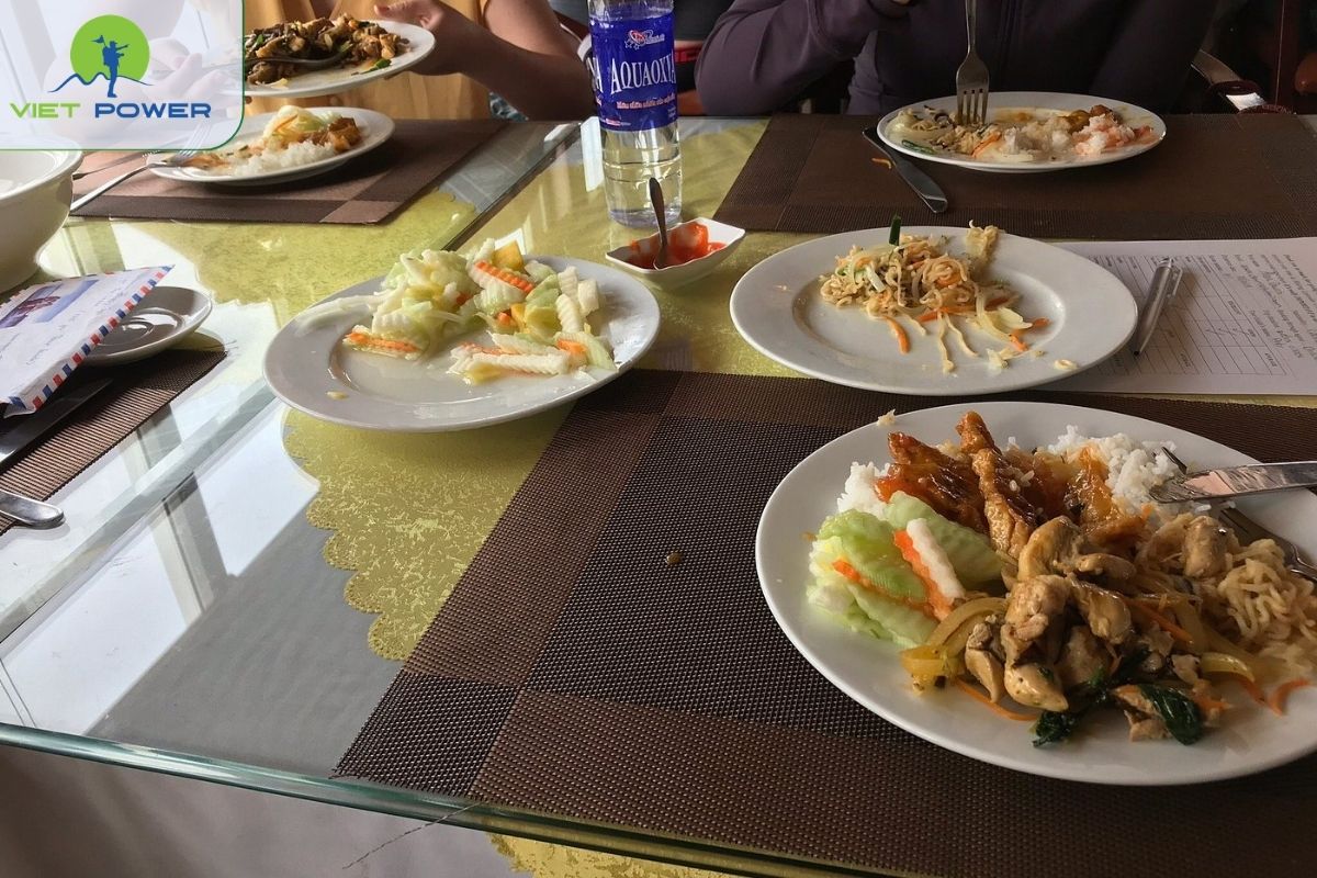 Food & Dining Review