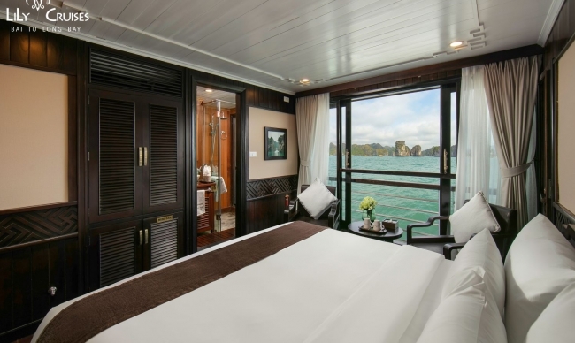 Deluxe Ocean View Cabin