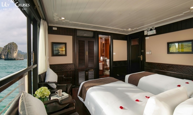 Deluxe Ocean View Cabin