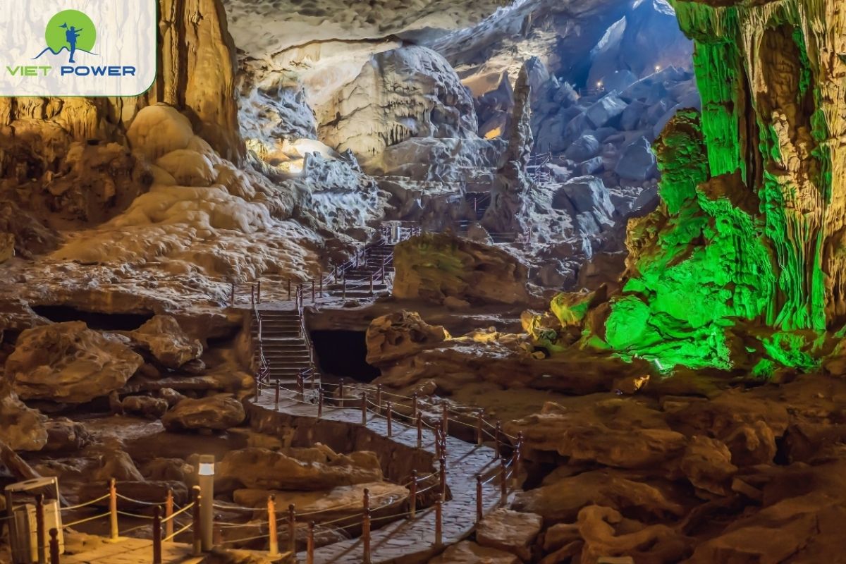 Thien Cung Cave