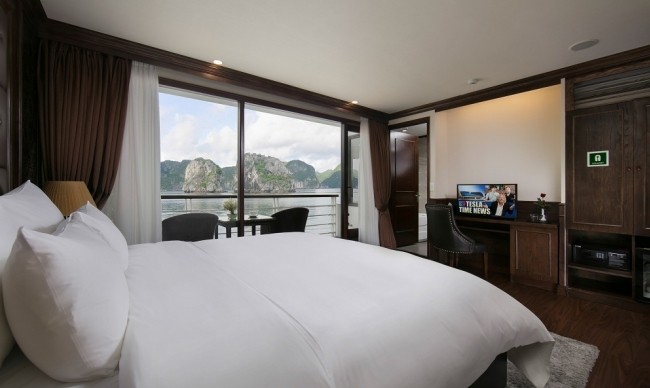 Elegance Suite Balcony