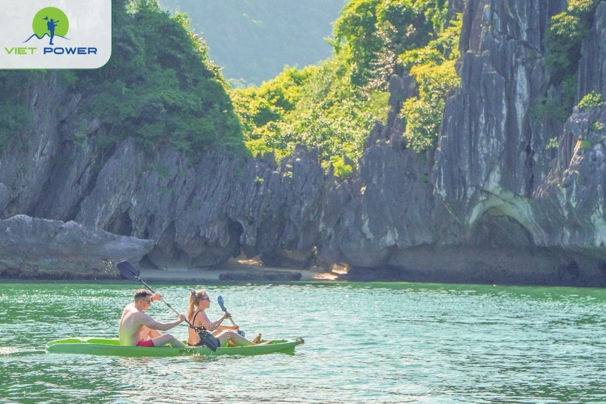 Ba Trai Dao (Three Peaches Islets) –