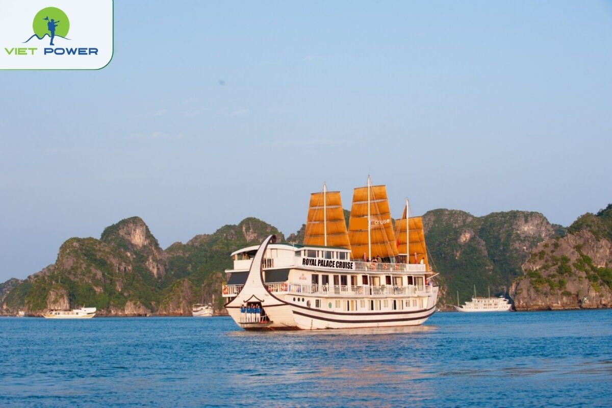 Royal Palace Classic Cruise