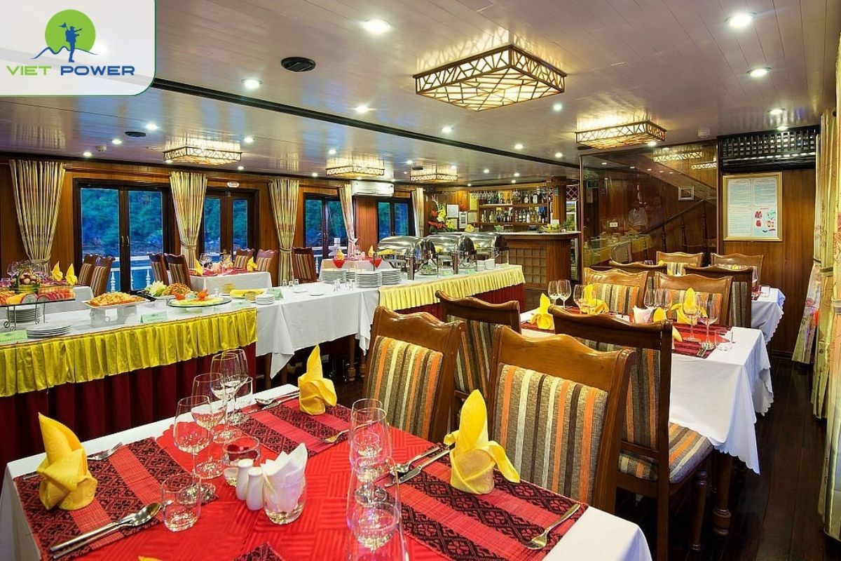 Restaurant atmosphere