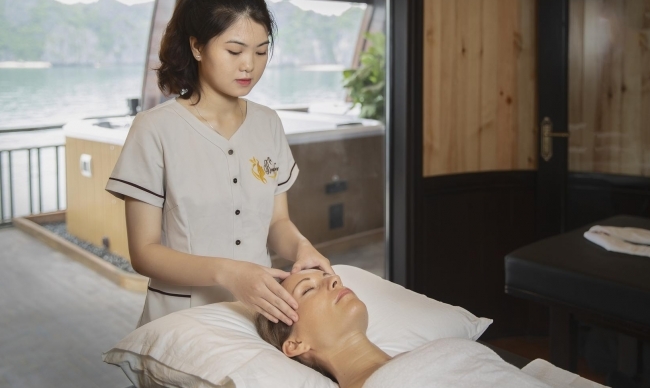 La Regina Legend Cruise