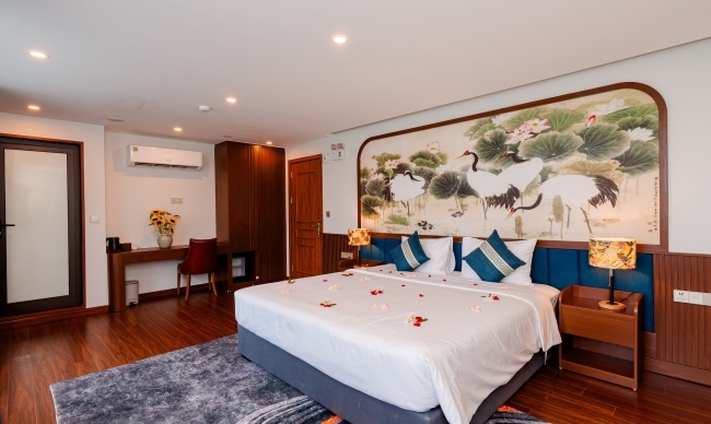 Coral Panorama Suite