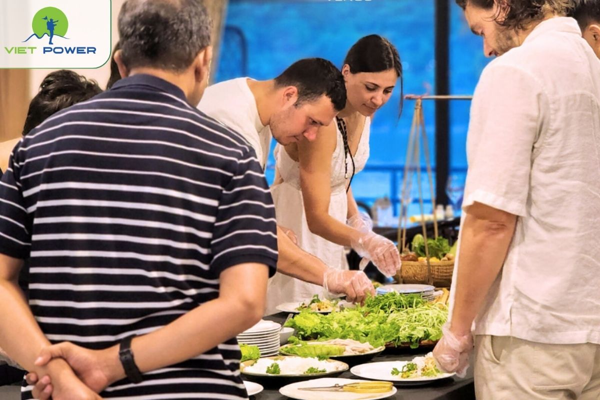 Cooking class with Vietnamese spring rolls