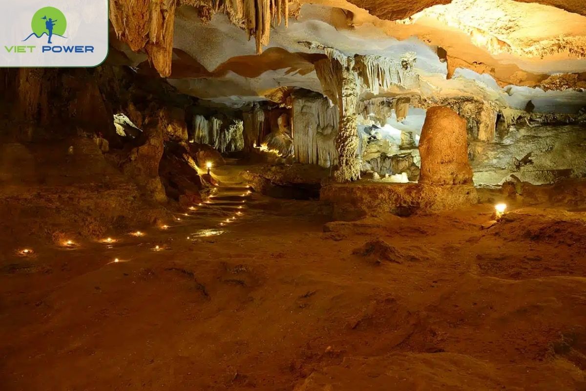 Thien Canh Son Cave