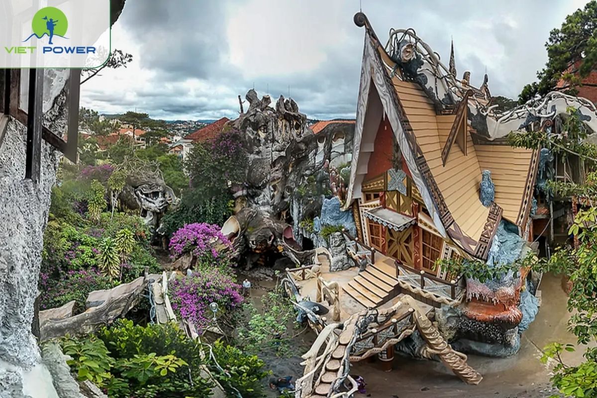 Crazy House
