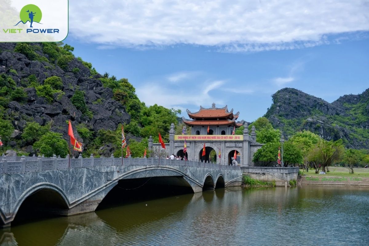 Hoa Lu Ancient Capital and the Legacy of Dai Viet